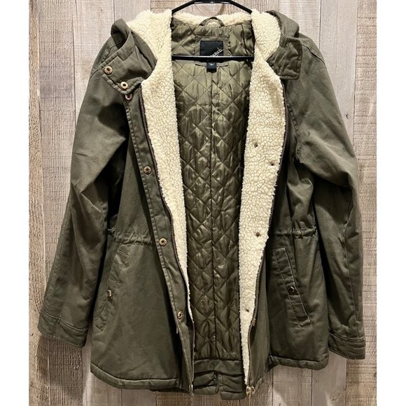 𝅺Collection B Jacket Size Large - Picture 2 of 4